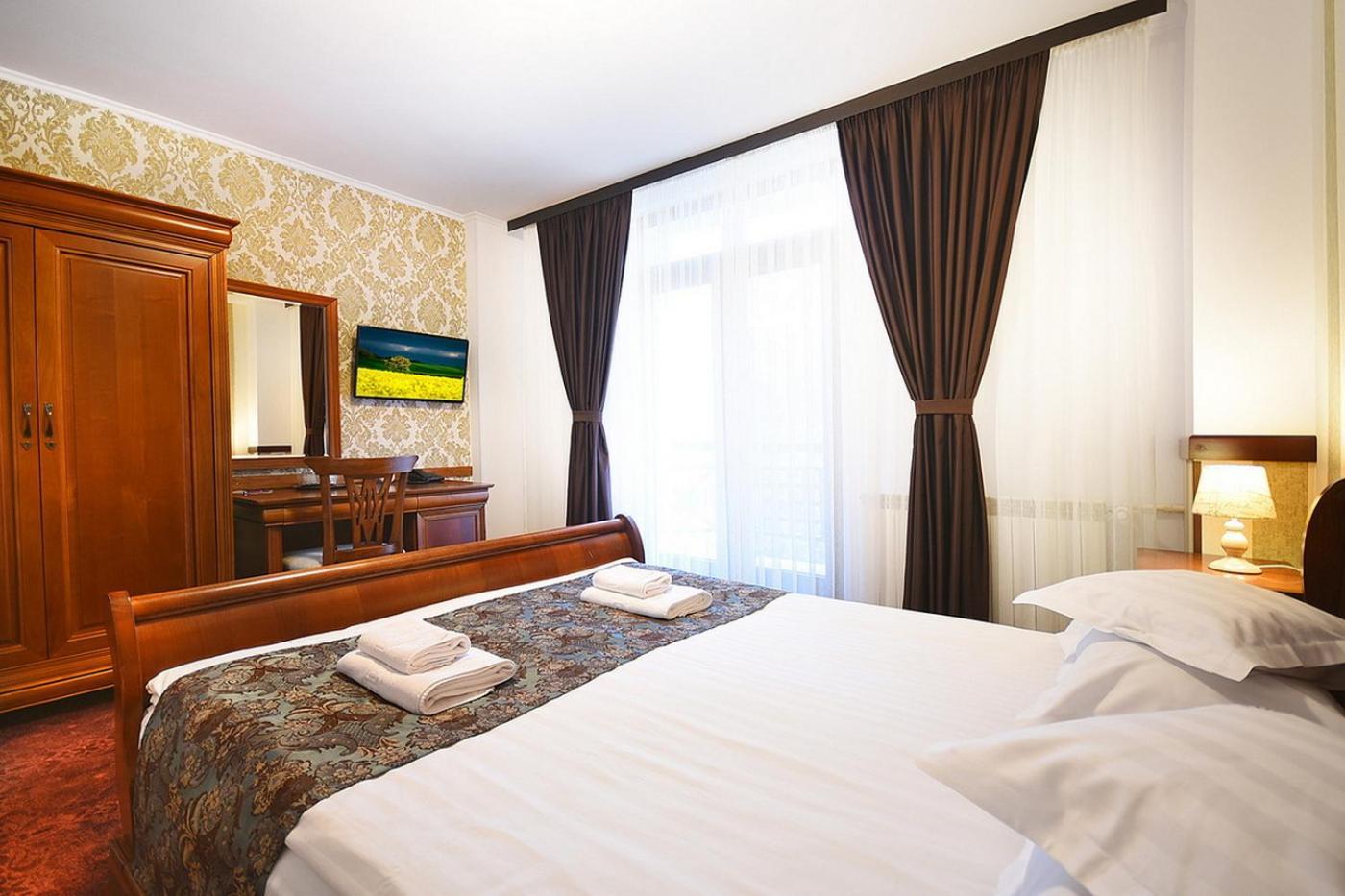 Hotel Moldavia Слэник-Молдова Экстерьер фото